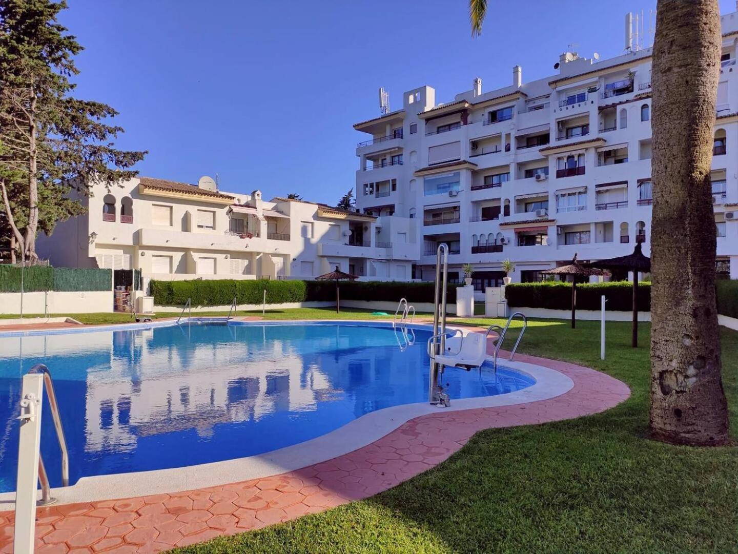 Apartamentos Vistahermosa El Puerto de Santa Maria Exterior foto